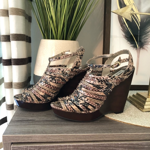 Wedges, Shoes, Sandles - Picture 1 of 5